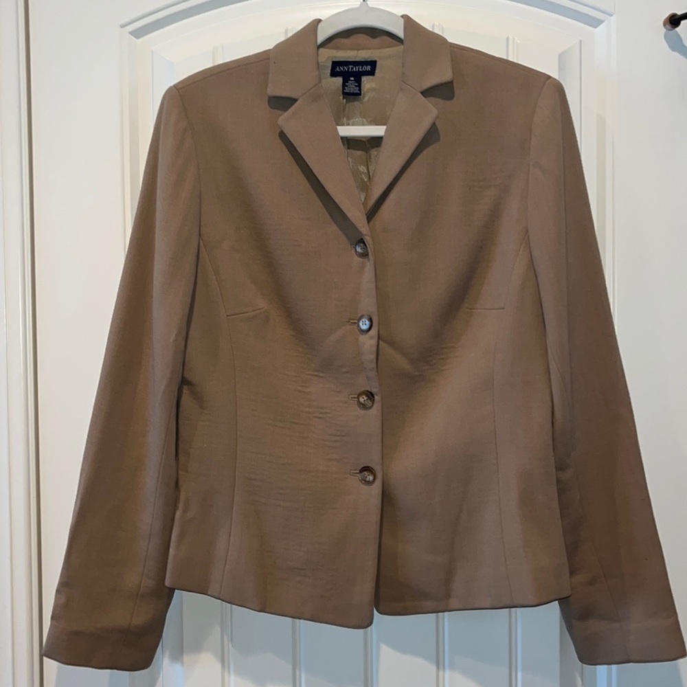 𝅺Ann Taylor tan wool classic neutral blazer career work professional size 10